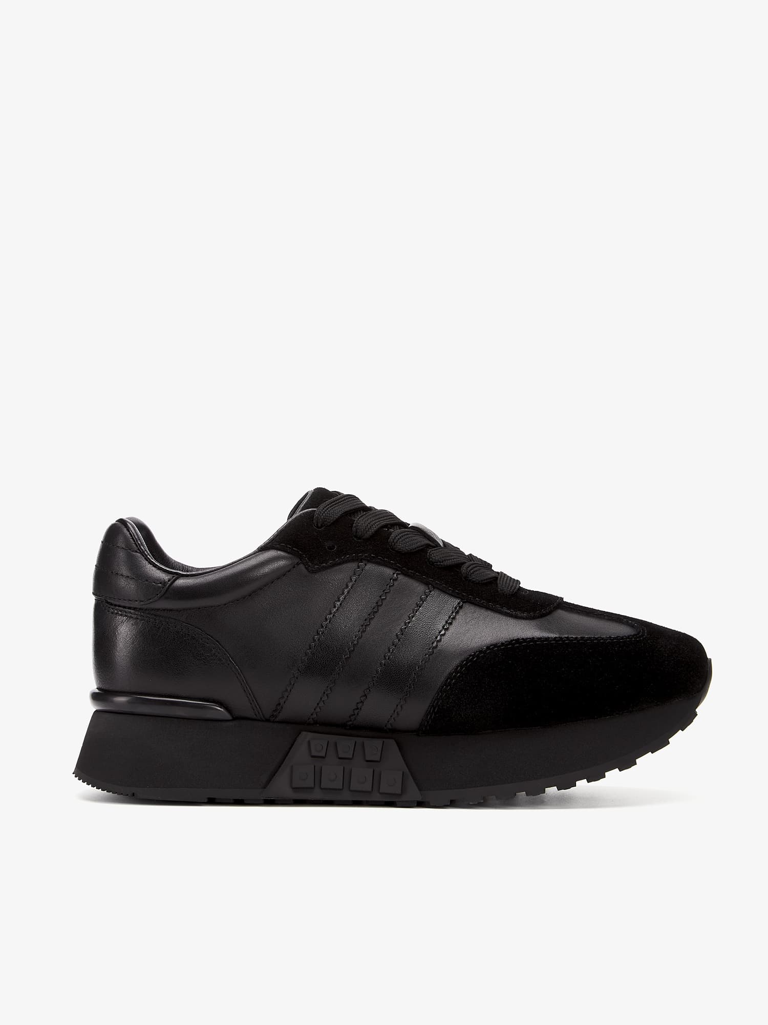 Women's sneakers