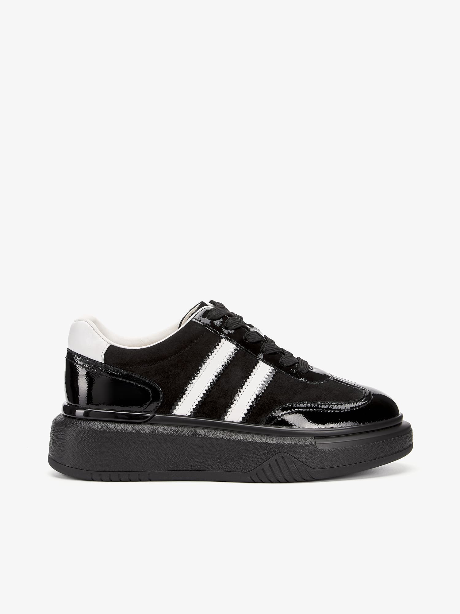 Women's sneakers