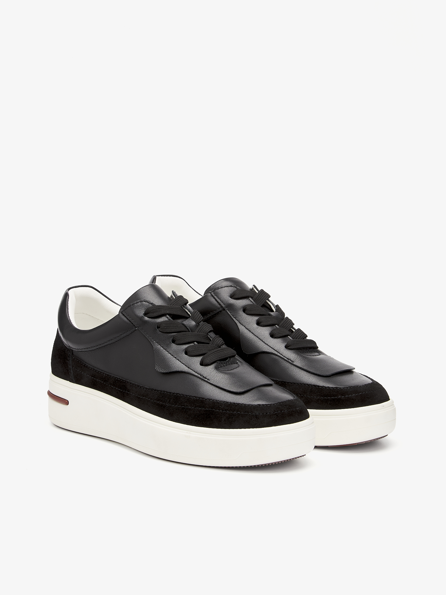 Women's sneakers