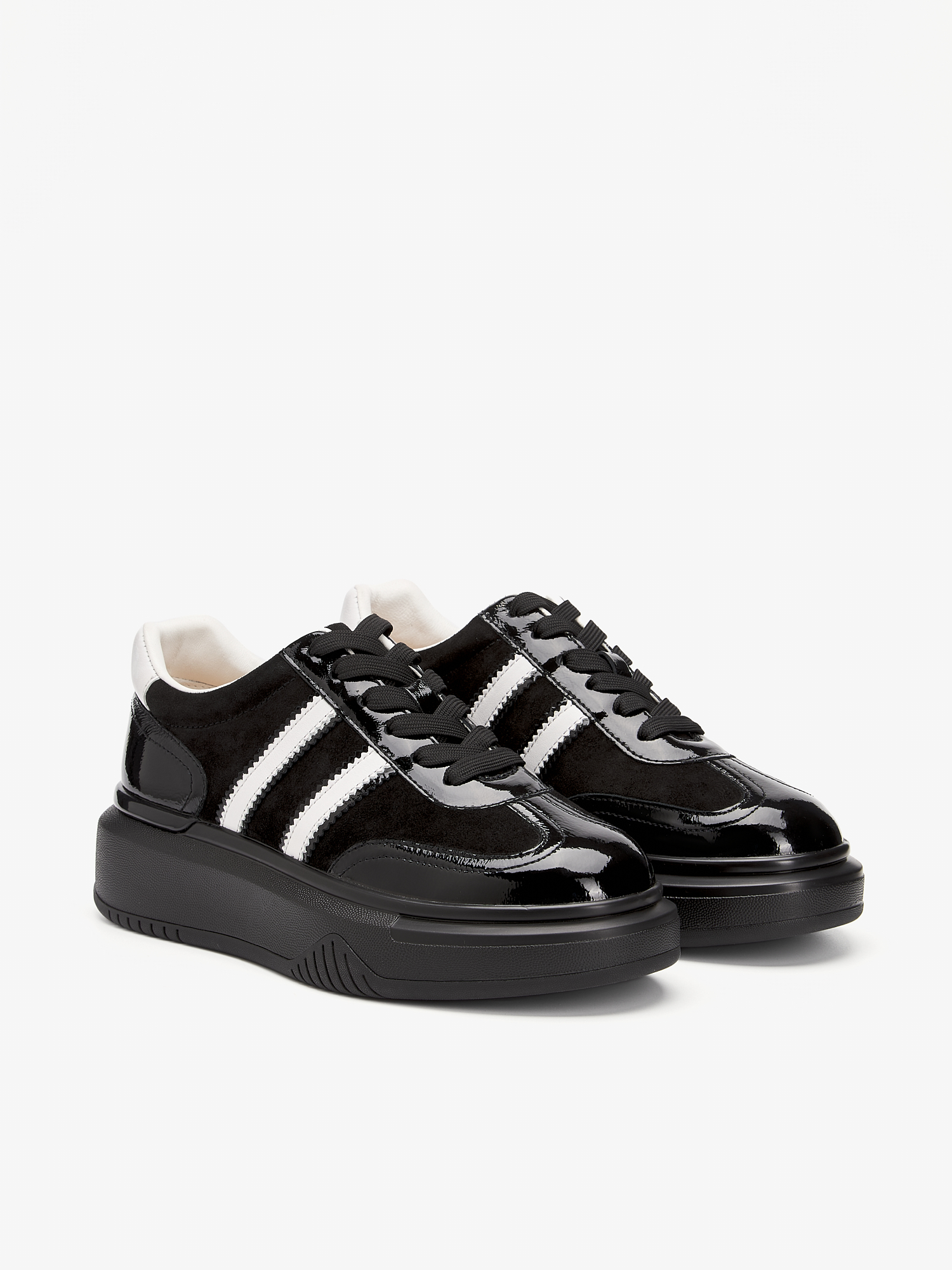 Women's sneakers